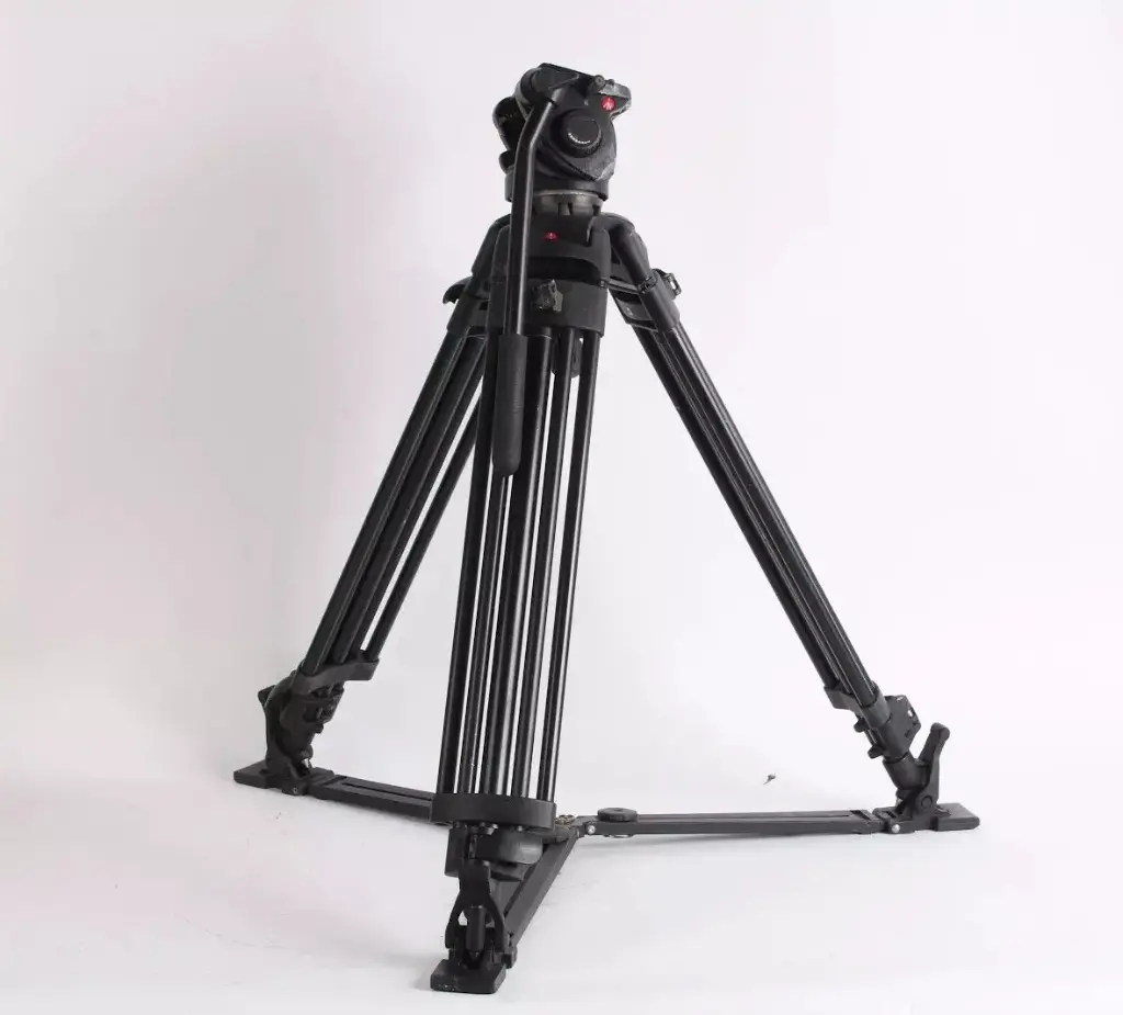 [SDC0601110016] Tripode Manfrotto 525MVB con Cabezal Manfrotto 501HDV