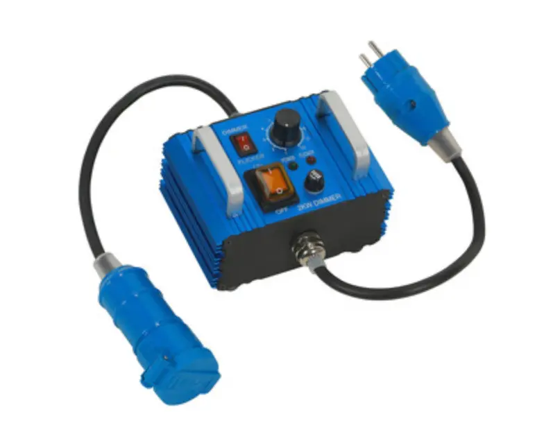 [SDC08060007] Dimmer 2000 W