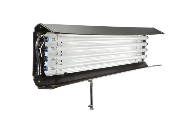 [SDC08020004] Pantalla Kino Flo 4 ft / 120 cm 4 bank 300 W KIT