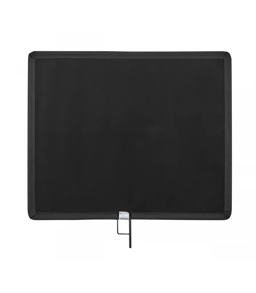 [SDC08070016] Bandera negra Avenger I1010 (90x75)